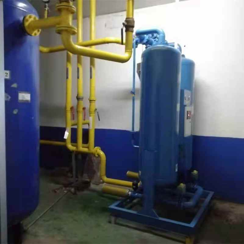滬盛吸附式干燥機(jī)工作原理